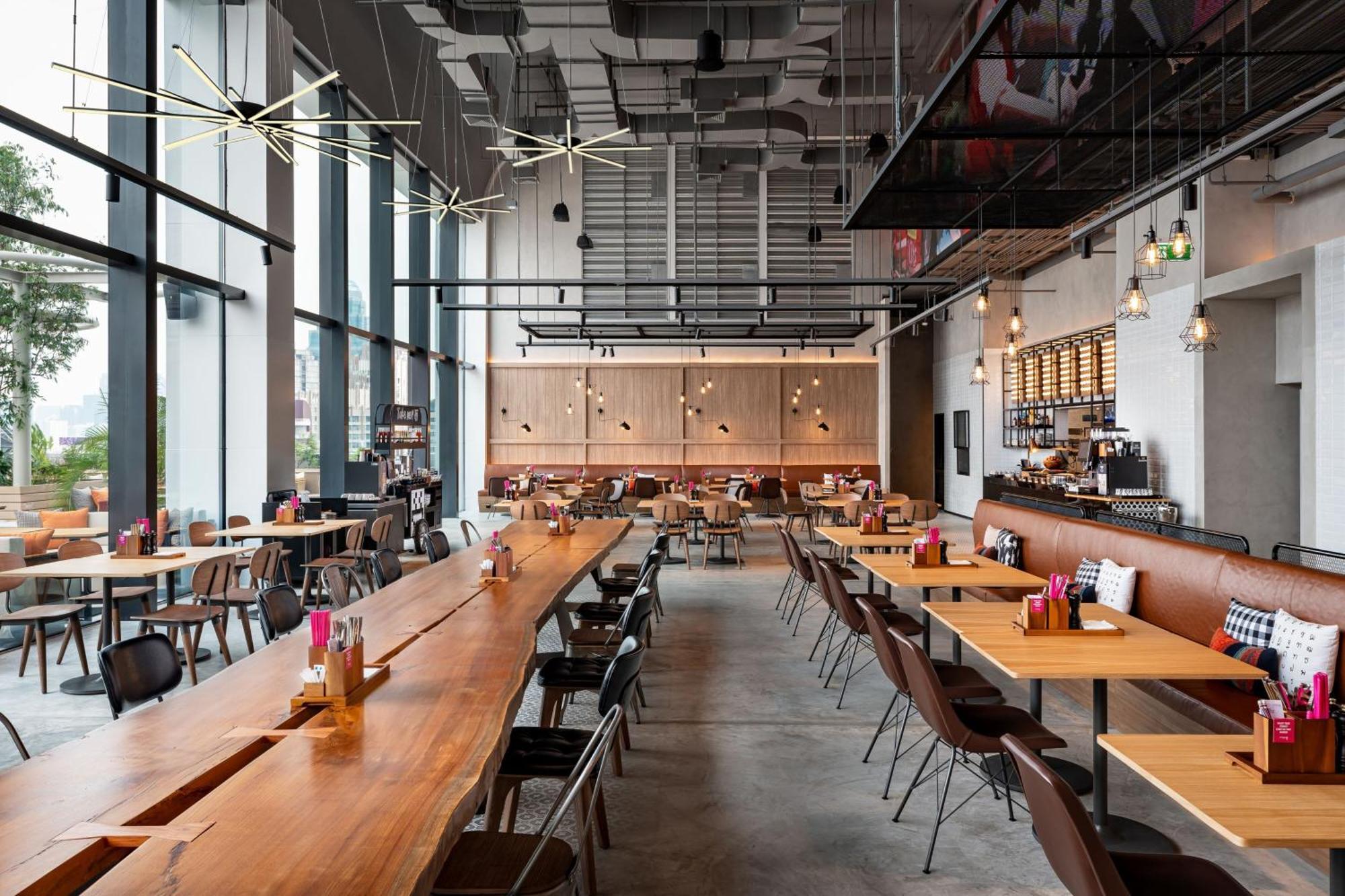Moxy Bangkok Ratchaprasong Hotel Exterior foto